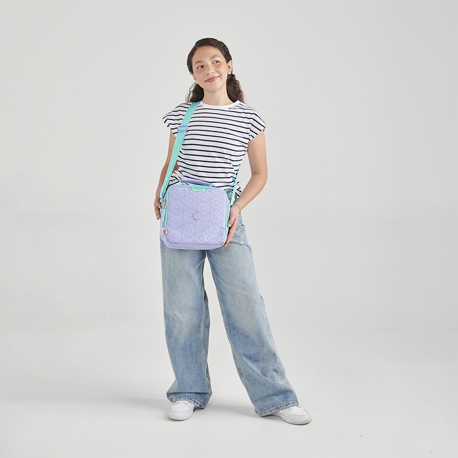 Lonchera escolar térmica Happy Girl violeta para niña - Durabilidad y diversión - vista 2