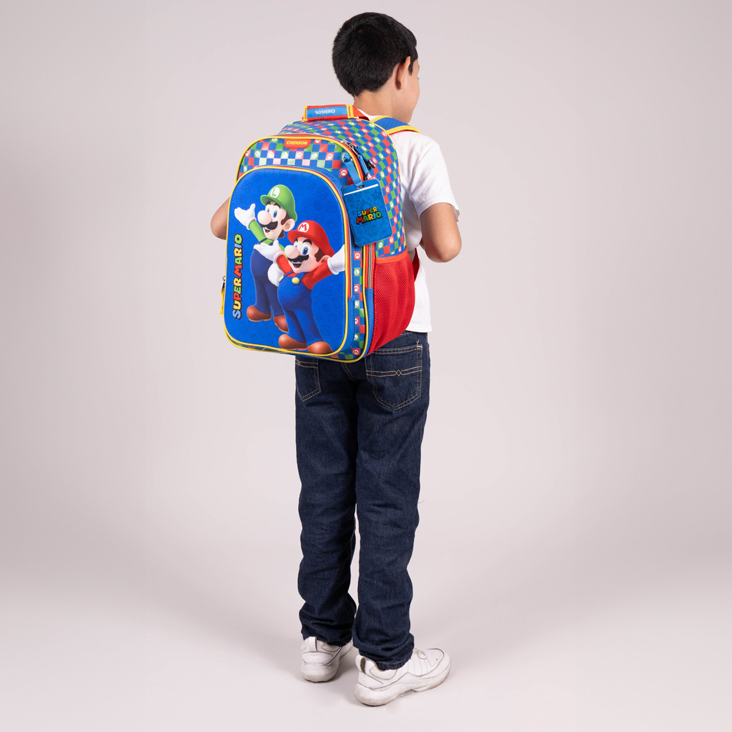 Mochila escolar para niño Mario Bros by Chenson color azul divertida y durable - vista 2