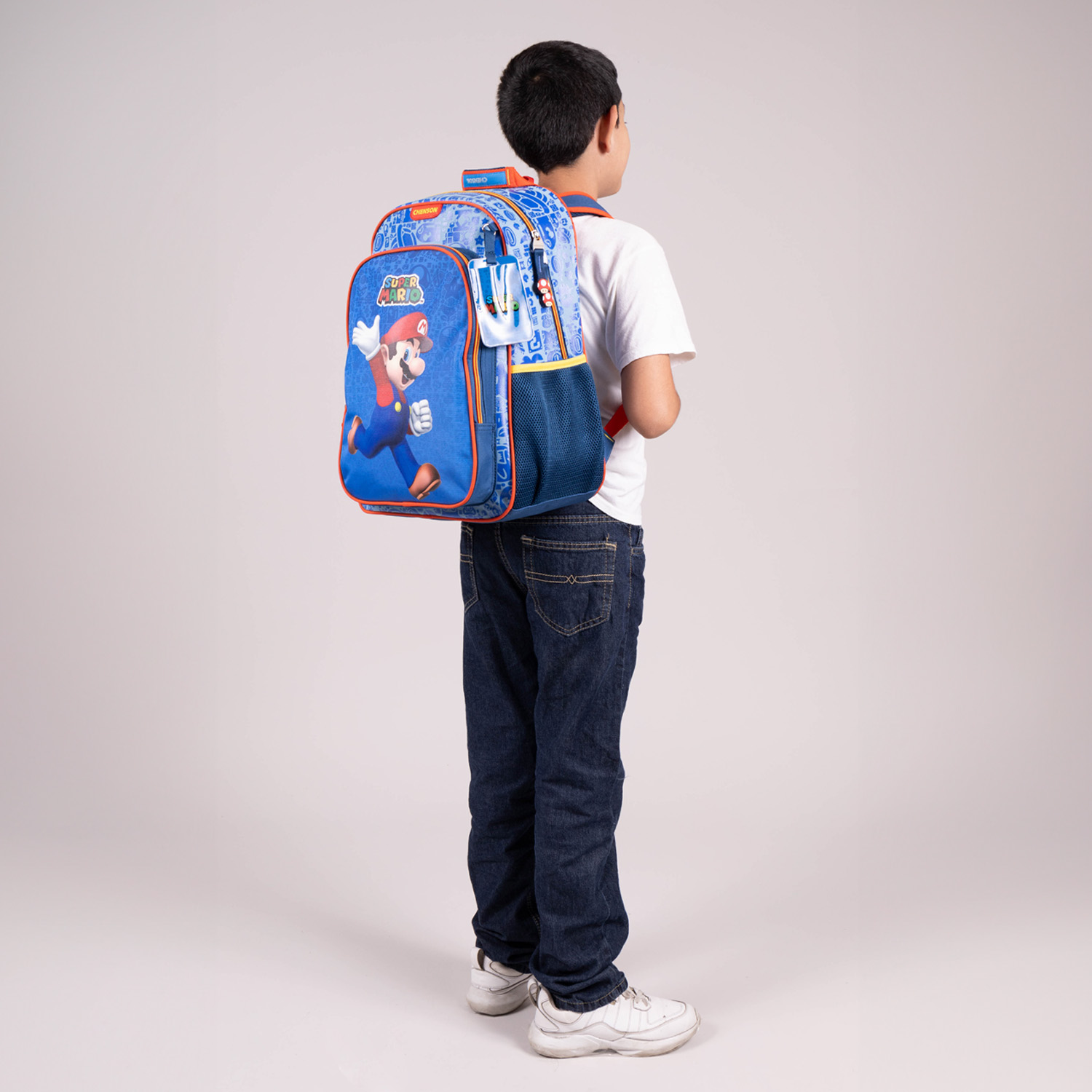 Mochila escolar para niño Mario Bros by Chenson color azul divertida y segura - vista 2