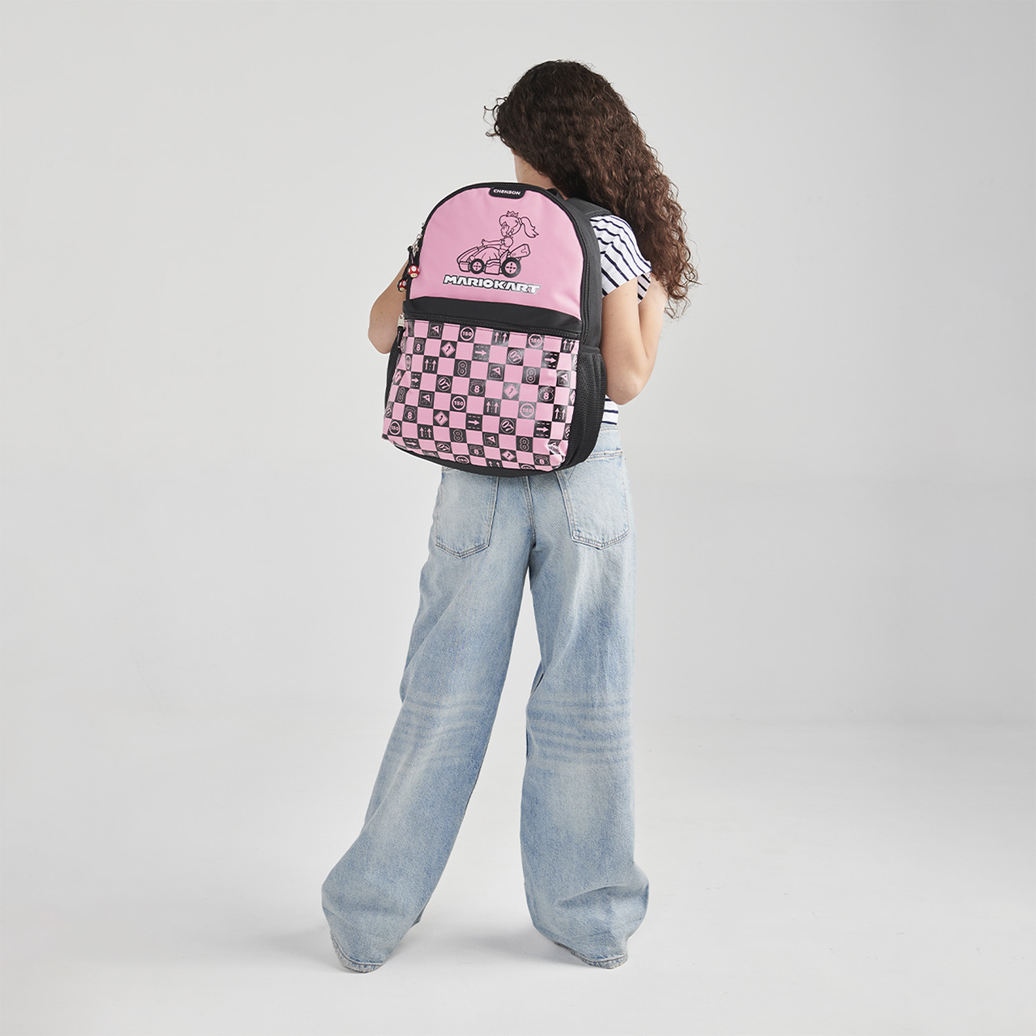 Mochila escolar para niña Mario Bros by Chenson negra con amplia capacidad - vista 2