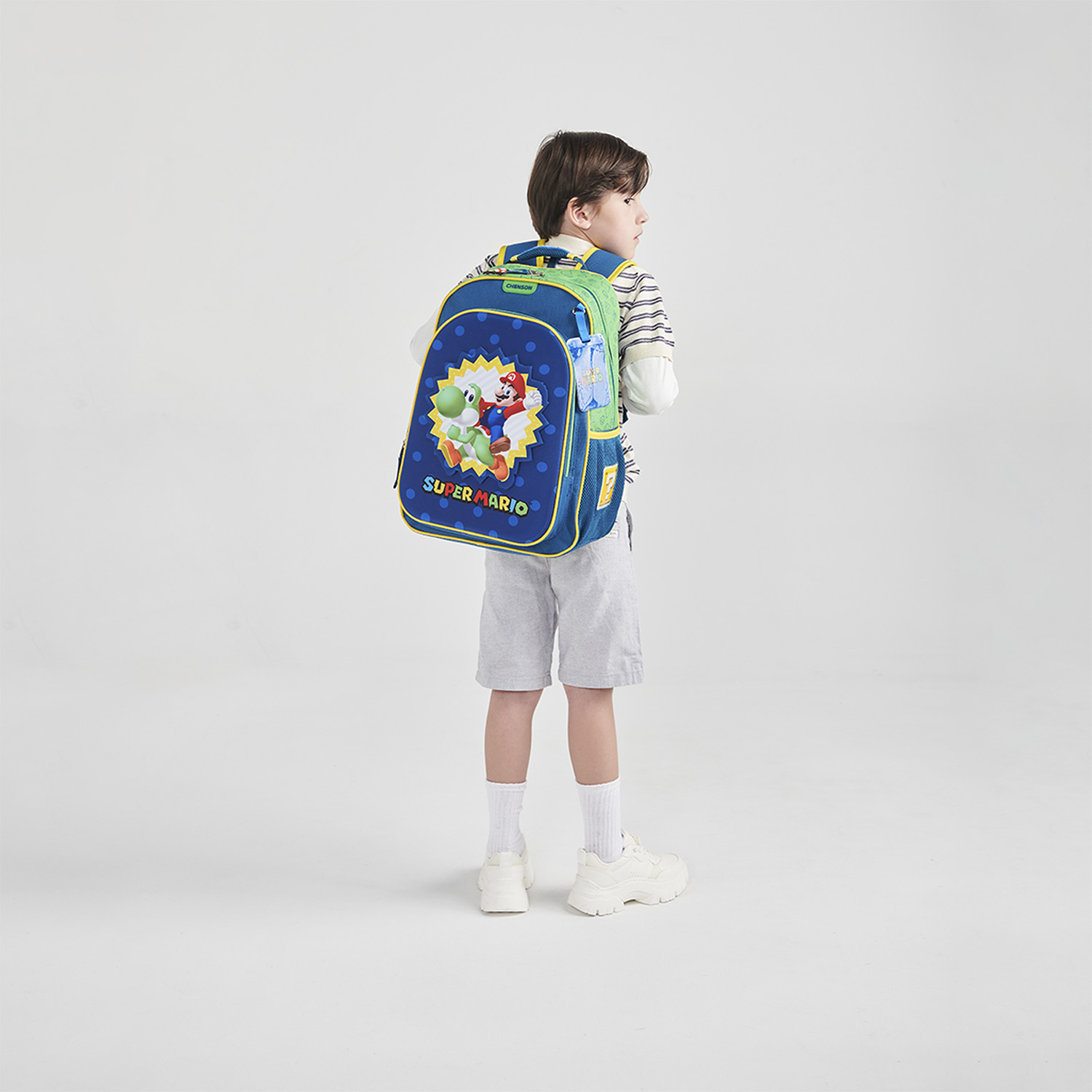 Mochila escolar para niño Mario Bros by Chenson color azul, divertida y segura - vista 2