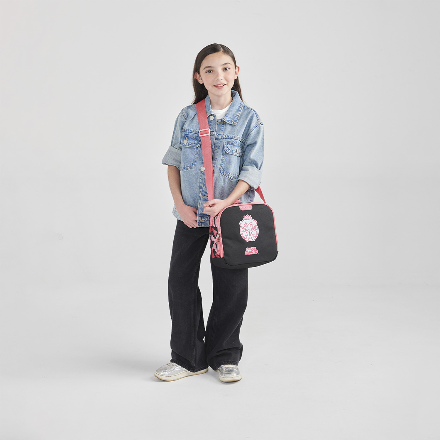 Lonchera escolar térmica Mario Bros by Chenson negra para niña - vista 2