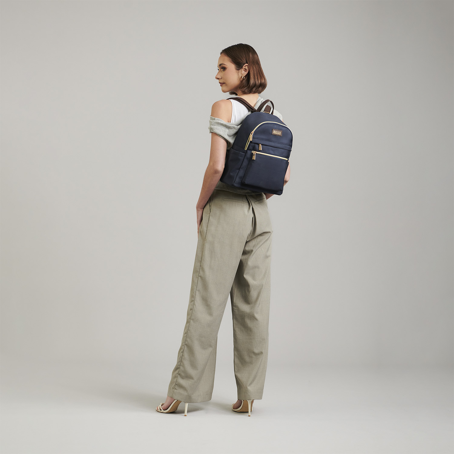 Mochila para Dama Madison Azul con Doble Bolsillo Frontal - vista 2