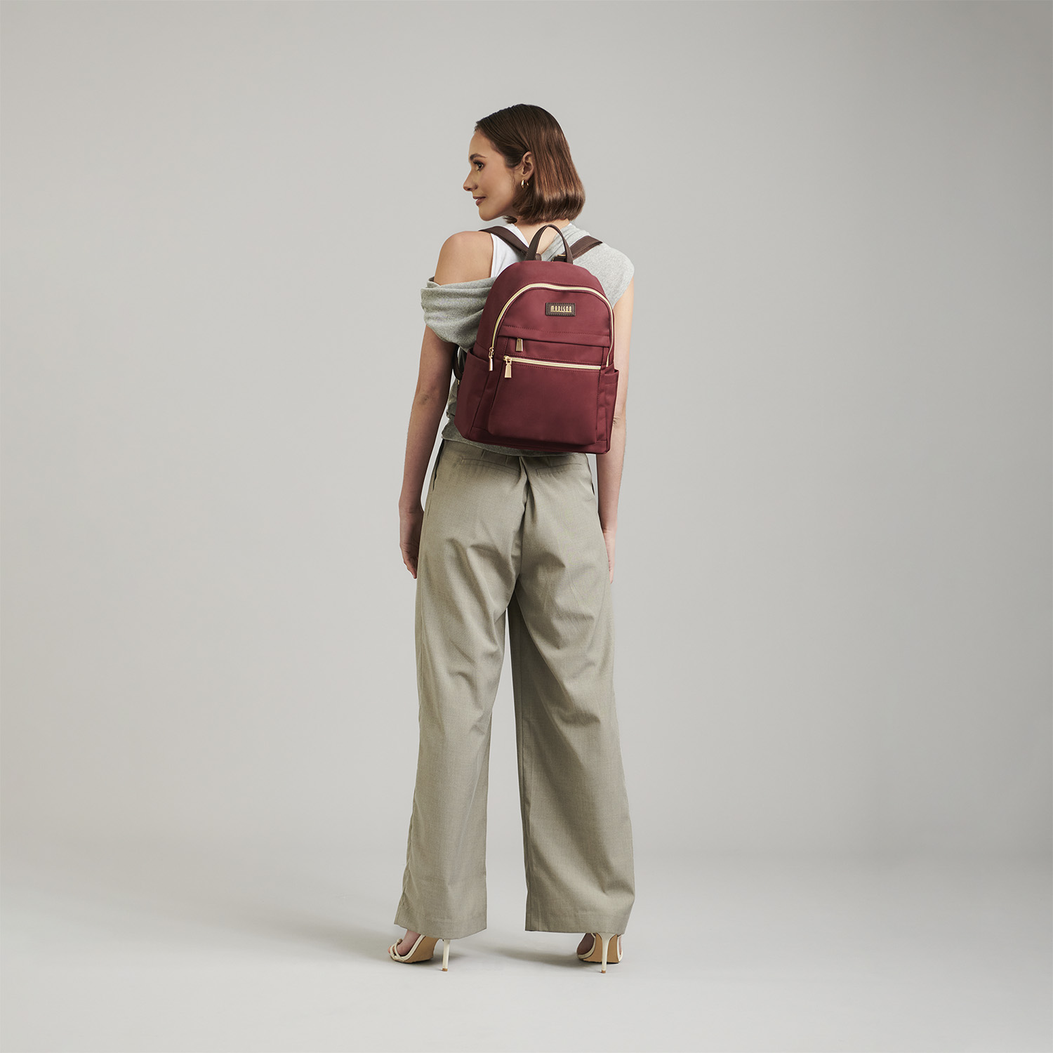 Mochila para Dama Madison by Chenson Magenta | Casual y Funcional - vista 2
