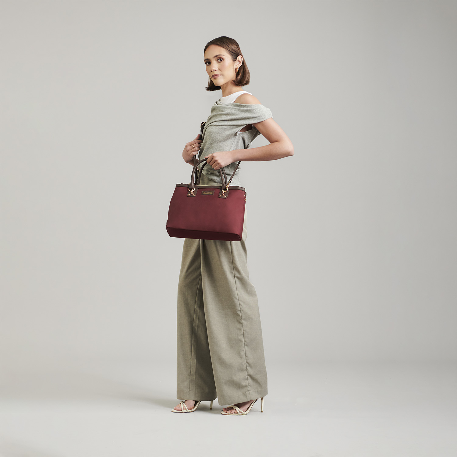 Bolsa de Mano Madison Magenta Doble Compartimento Cierre - vista 2