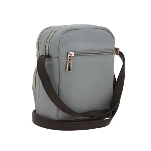 Bolsa de Lado Madison by Chenson Gris para Dama - Estilo y Funcionalidad 3