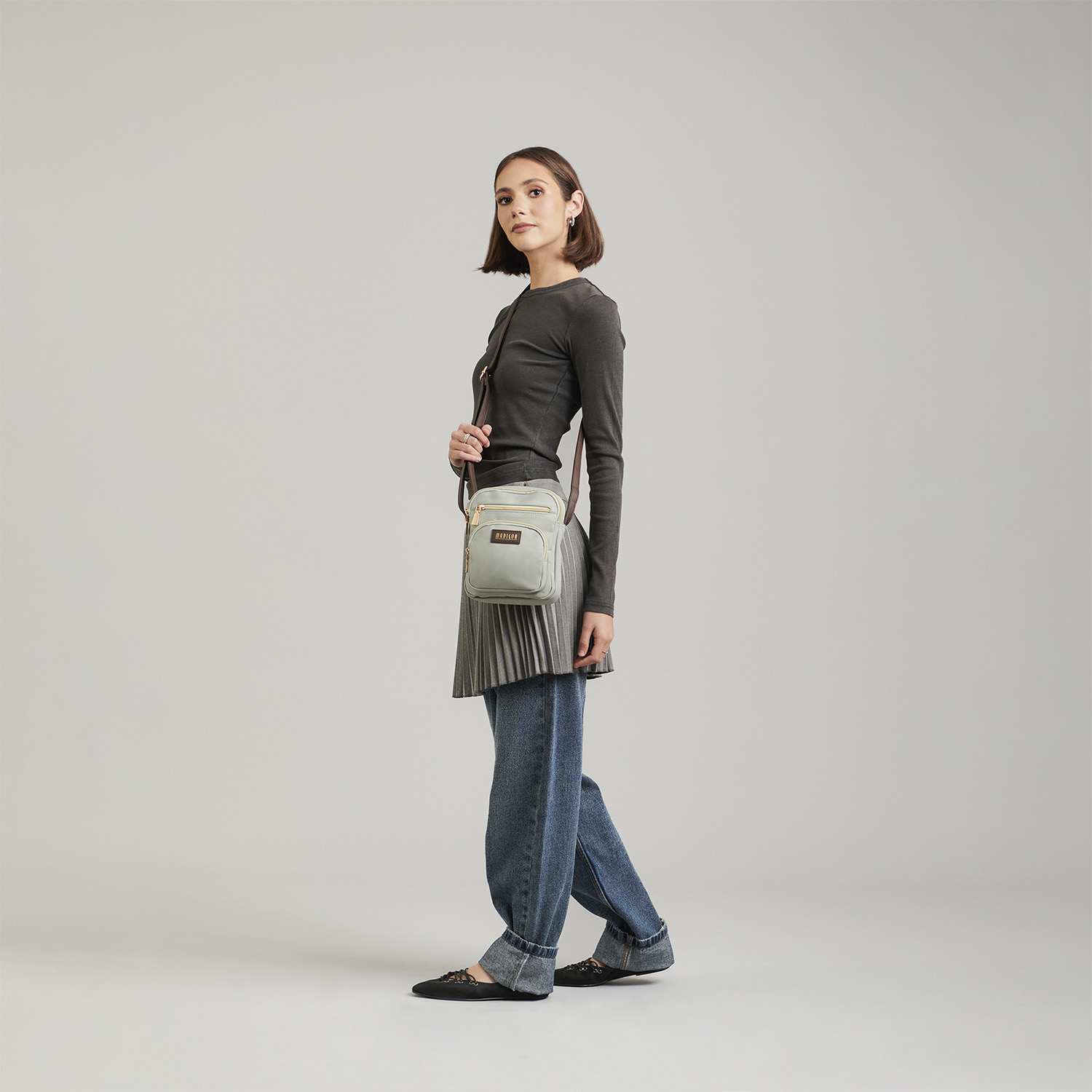 Bolsa de Lado Madison by Chenson Gris para Dama - Estilo y Funcionalidad - vista 2