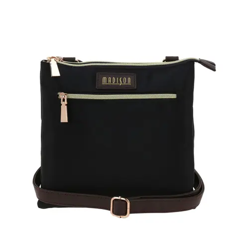 Bolsa de lado para dama Madison by Chenson color negro funcional y elegante 1