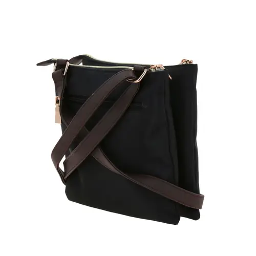 Bolsa de lado para dama Madison by Chenson color negro funcional y elegante 5
