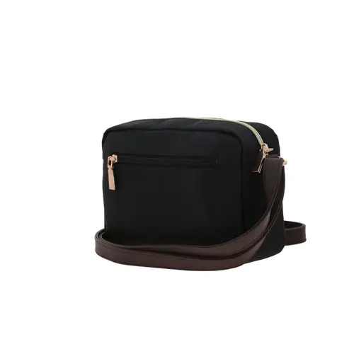 Bolsa de Lado para Dama Madison by Chenson Negro Estilo y Funcionalidad 5
