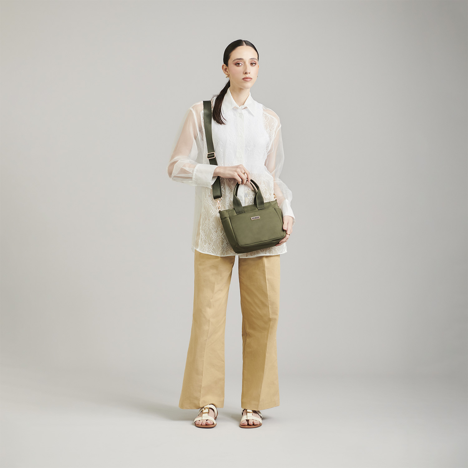 Bolsa de mano para dama Madison by Chenson Verde seco, funcional y elegante - vista 2