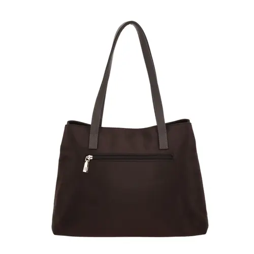 Bolsa grande para dama Madison by Chenson Café Satinado - Estilo y Funcionalidad 4