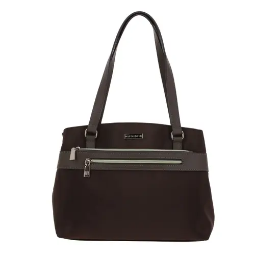 Bolsa grande para dama Madison by Chenson color café satinado con bolsillo frontal 1