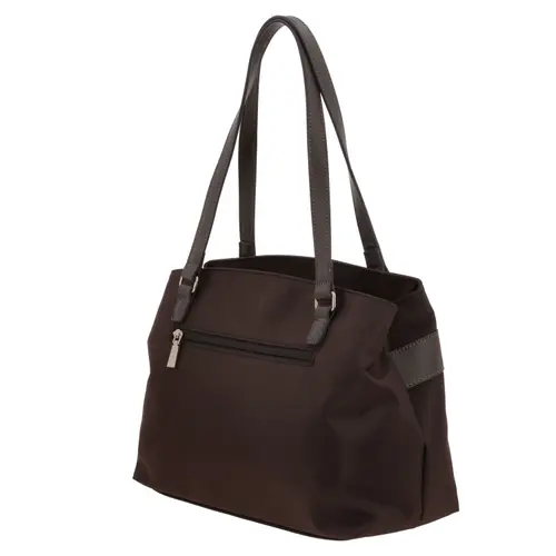 Bolsa grande para dama Madison by Chenson color café satinado con bolsillo frontal 5