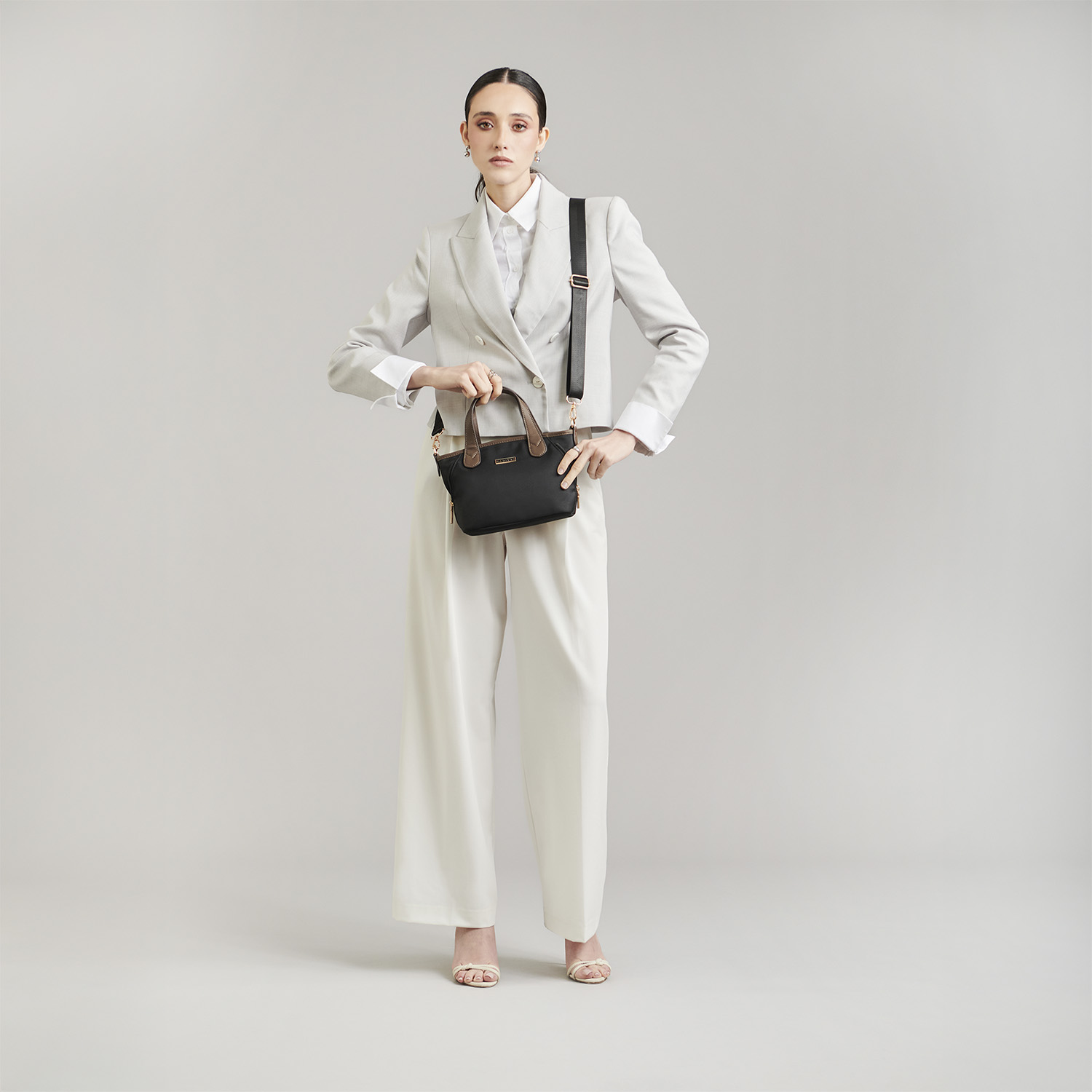 Bolsa de Mano para Dama Madison by Chenson Negra - Estilo y Funcionalidad - vista 2