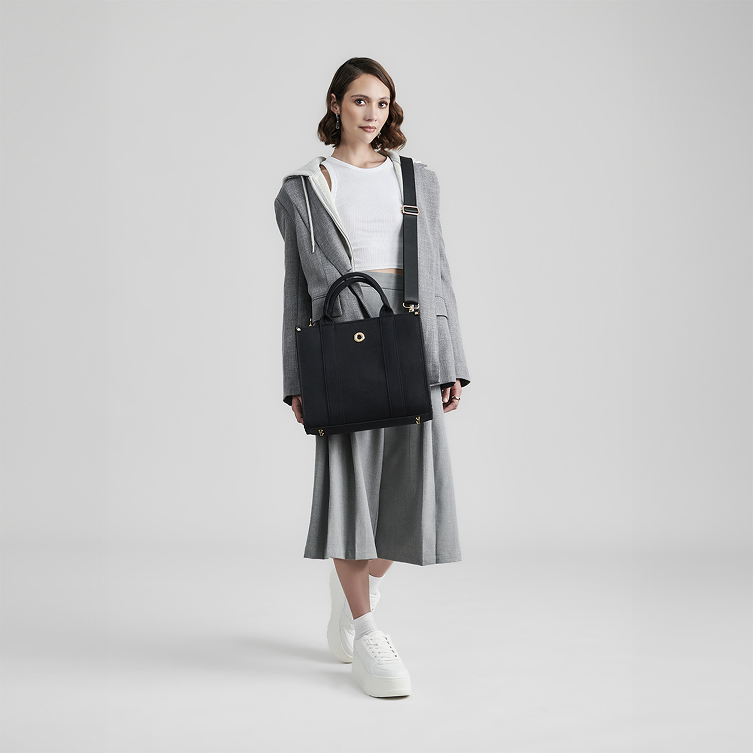 Bolsa de Mano para Dama Madison by Chenson Negra - Estilo y Funcionalidad - vista 2