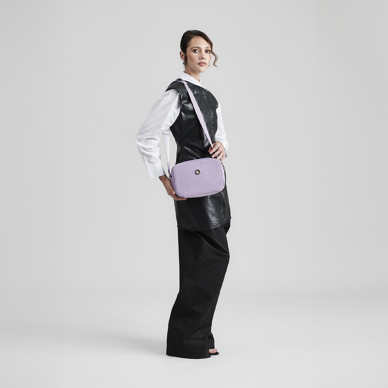 Bolsa de Lado para Dama Madison by Chenson Violeta - Estilo y Funcionalidad - vista 2