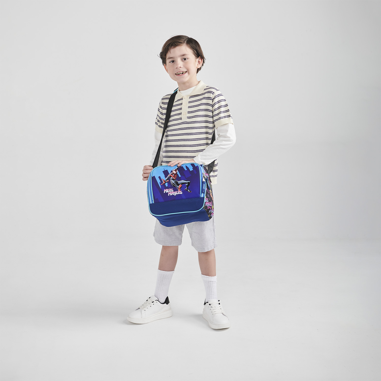 Lonchera escolar térmica Miles Morales Azul para niño - Durabilidad y diversión - vista 2