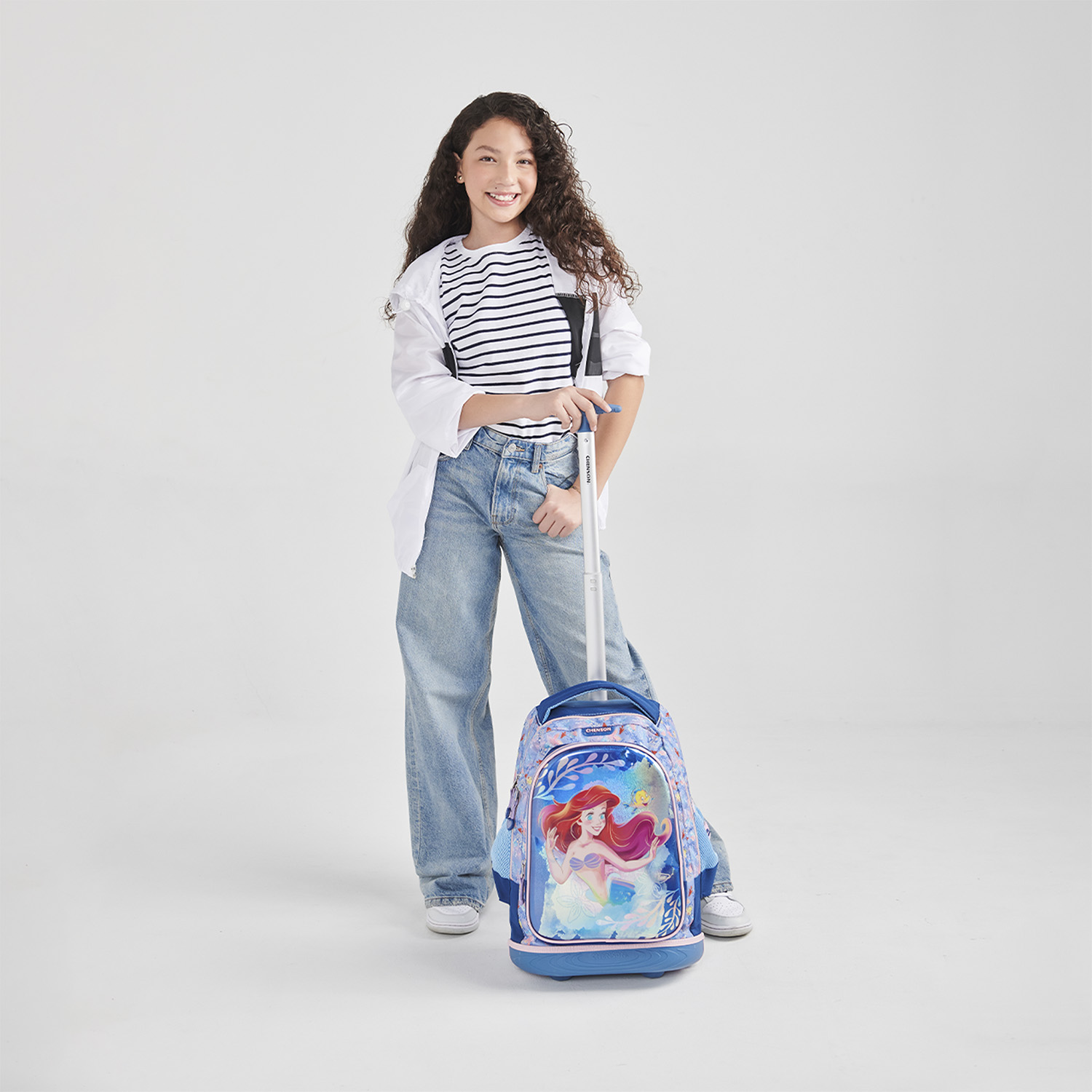 Mochila con Ruedas Princesas by Chenson Azul para Niña - Divertida y Duradera - vista 2