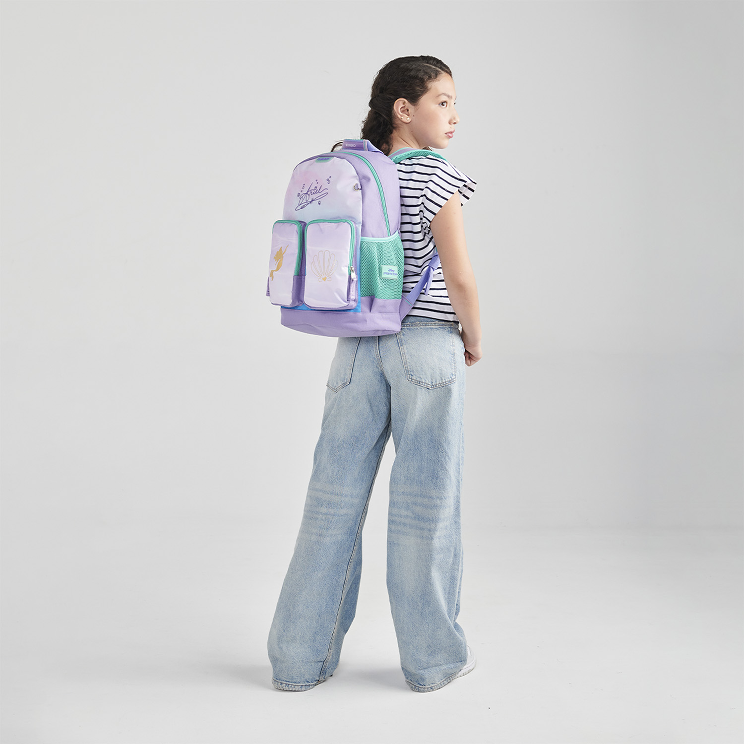 Mochila escolar para niña Princesas by Chenson color violeta divertida y segura - vista 2