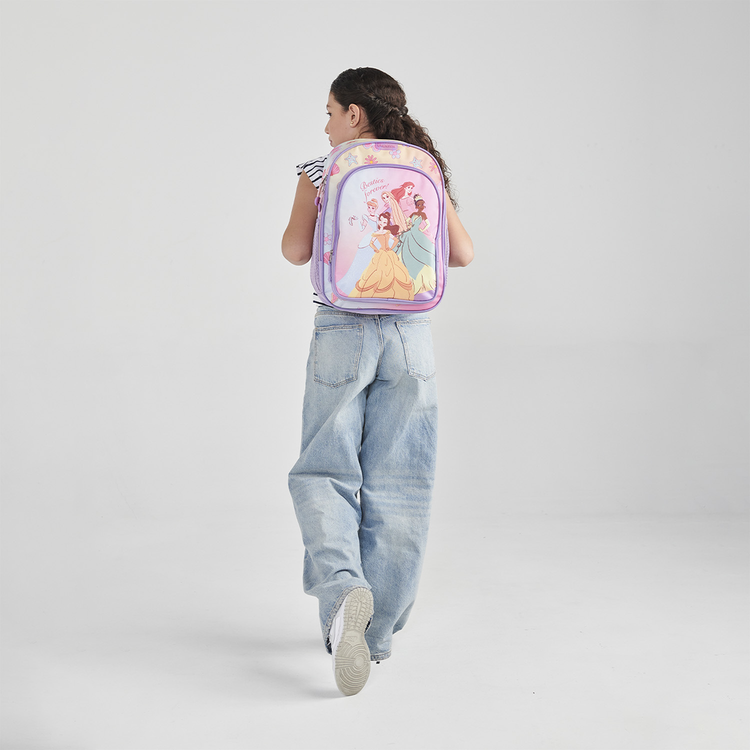 Mochila escolar para niña Princesas by Chenson color violeta divertida y segura - vista 2