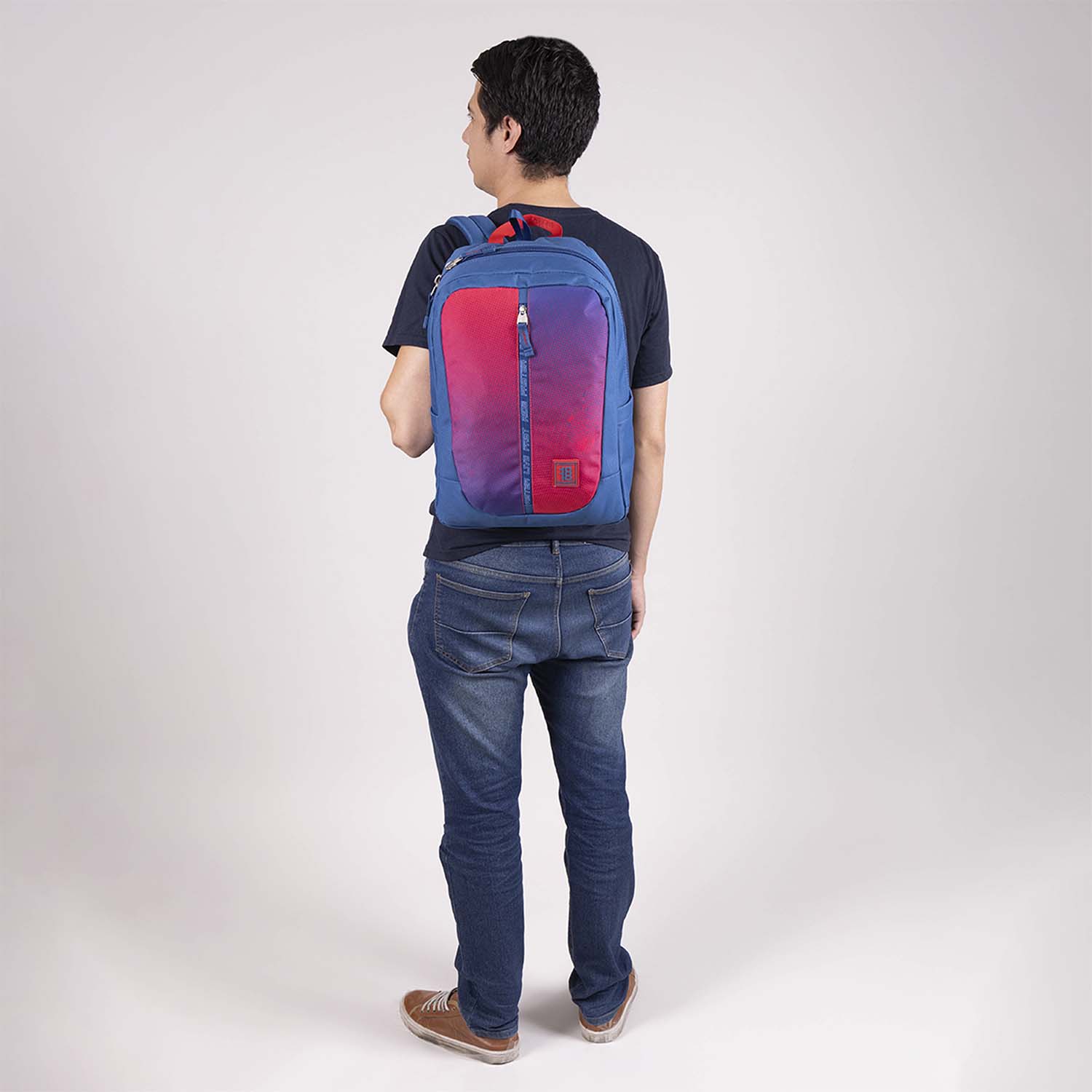 Mochila escolar 1818 by Chenson azul con amplio compartimento y diseño juvenil - vista 2