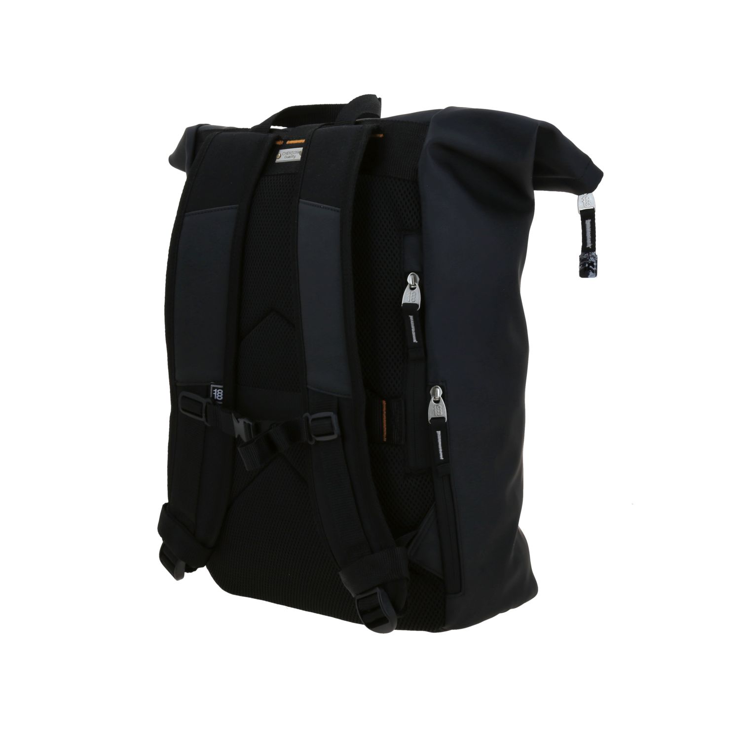 Mochila escolar 1818 by Chenson negra con amplio compartimento y ajuste 5