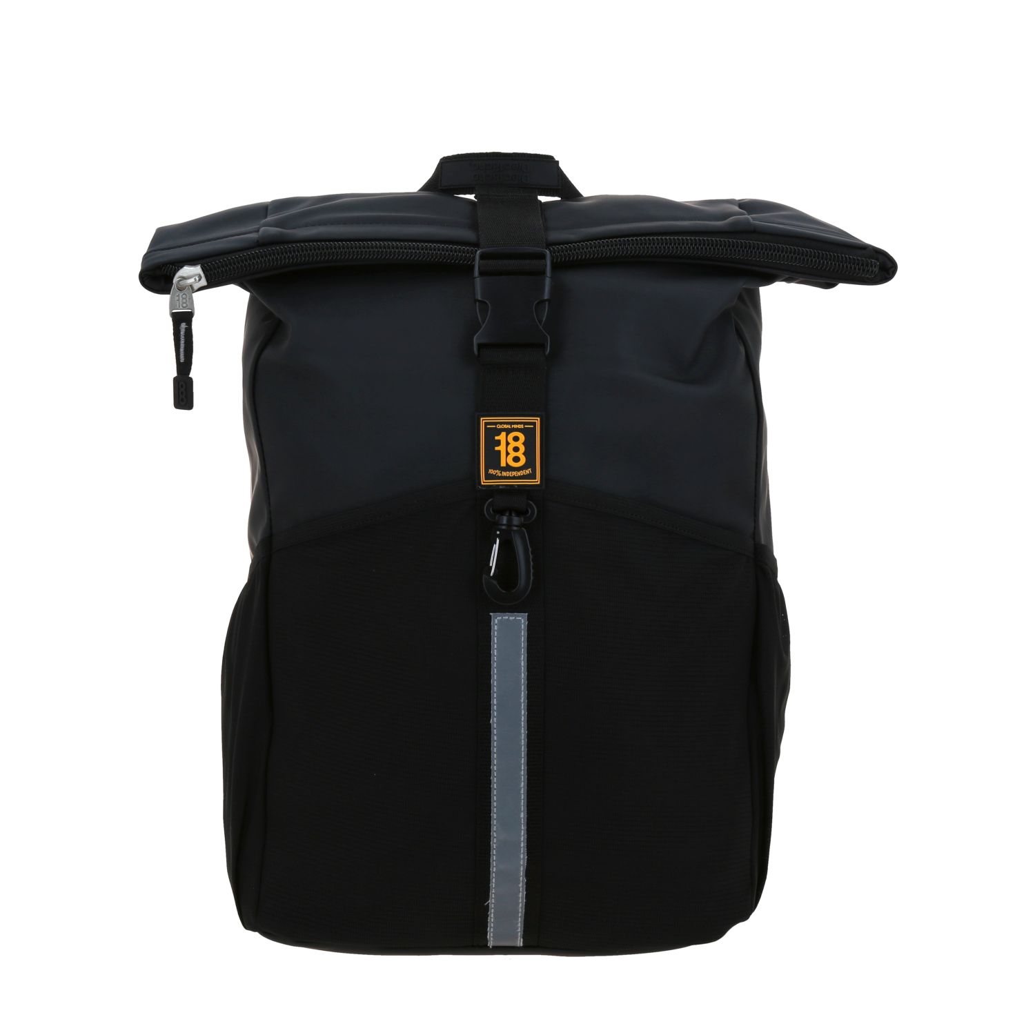 Mochila escolar juvenil 1818 by Chenson negra con compartimento amplio y diseño práctico