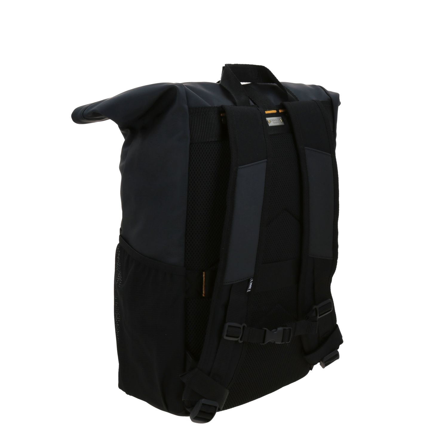 Mochila escolar juvenil 1818 by Chenson negra con compartimento amplio y diseño práctico 3