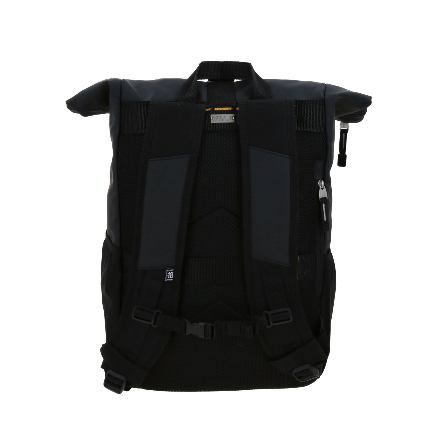 Mochila escolar juvenil 1818 by Chenson negra con compartimento amplio y diseño práctico 4