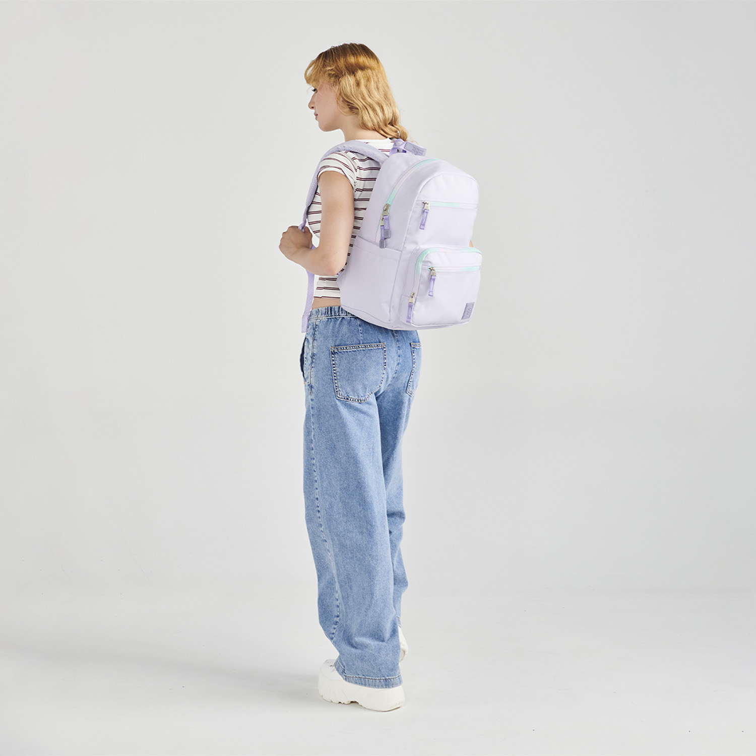 Mochila escolar juvenil 1818 by Chenson violeta con amplios compartimentos - vista 2