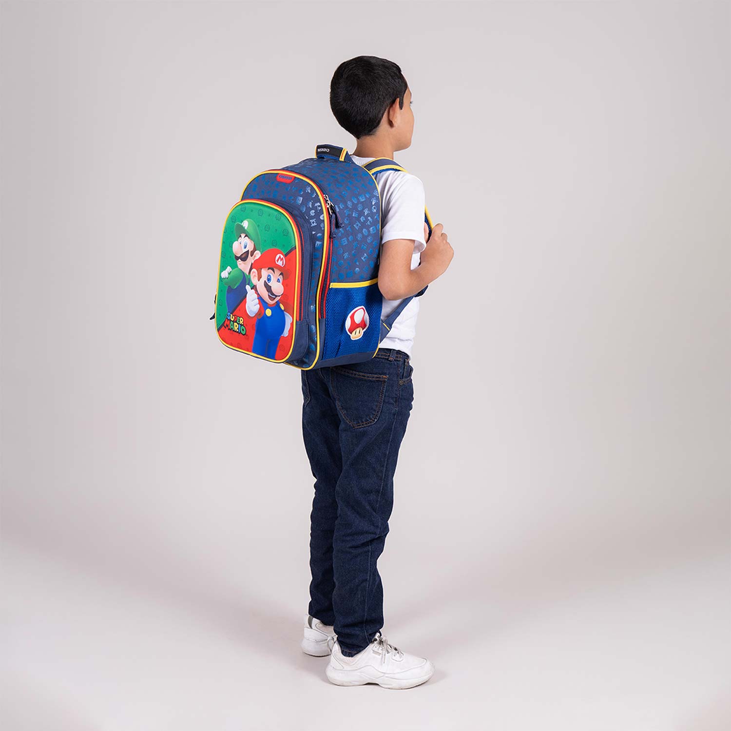 Mochila escolar Mario Bros by Chenson azul para niño con amplio espacio - vista 2