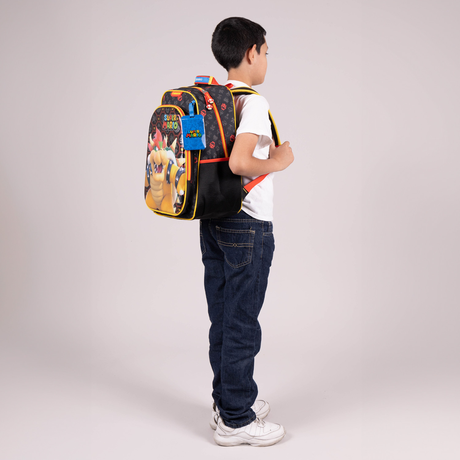 Mochila escolar Mario Bros by Chenson negra para niño – Diseño divertido y práctico - vista 2