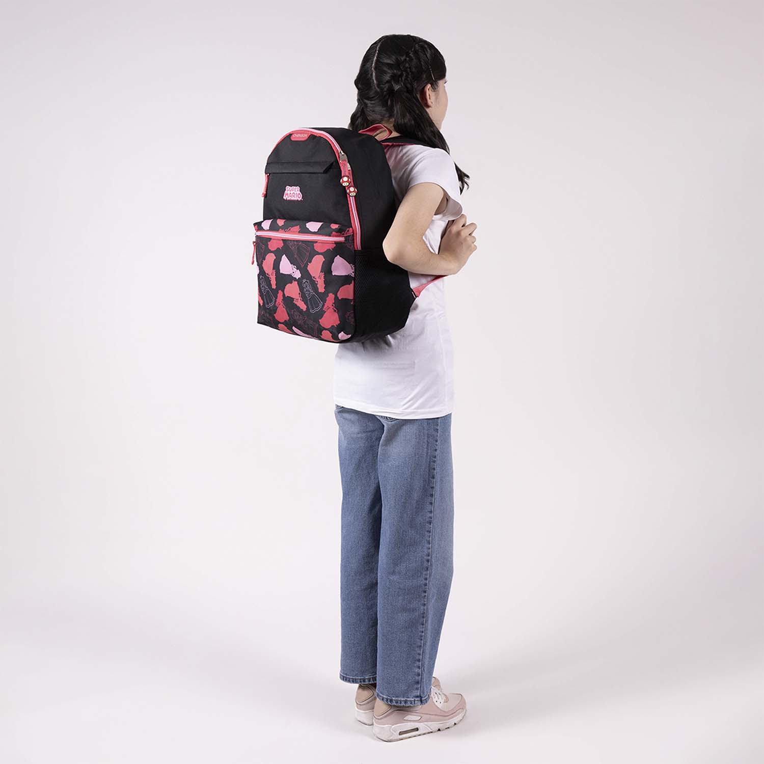 Mochila escolar Mario Bros by Chenson negra para niños – Diseño divertido y funcional - vista 2