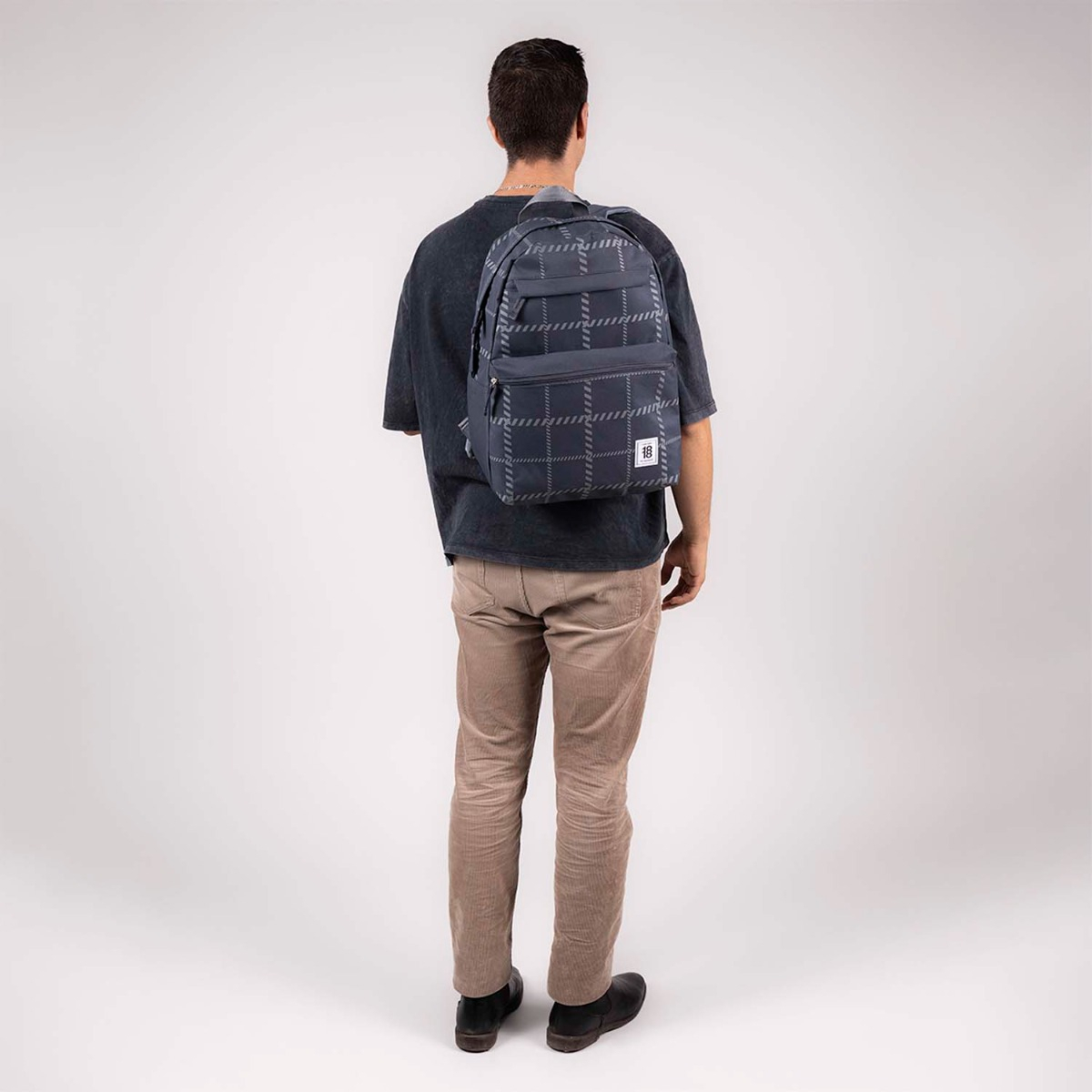 Mochila Girs Con Diseño De Cuadros 1818 Colors Color Gris Diseño De La Tela Liso 3