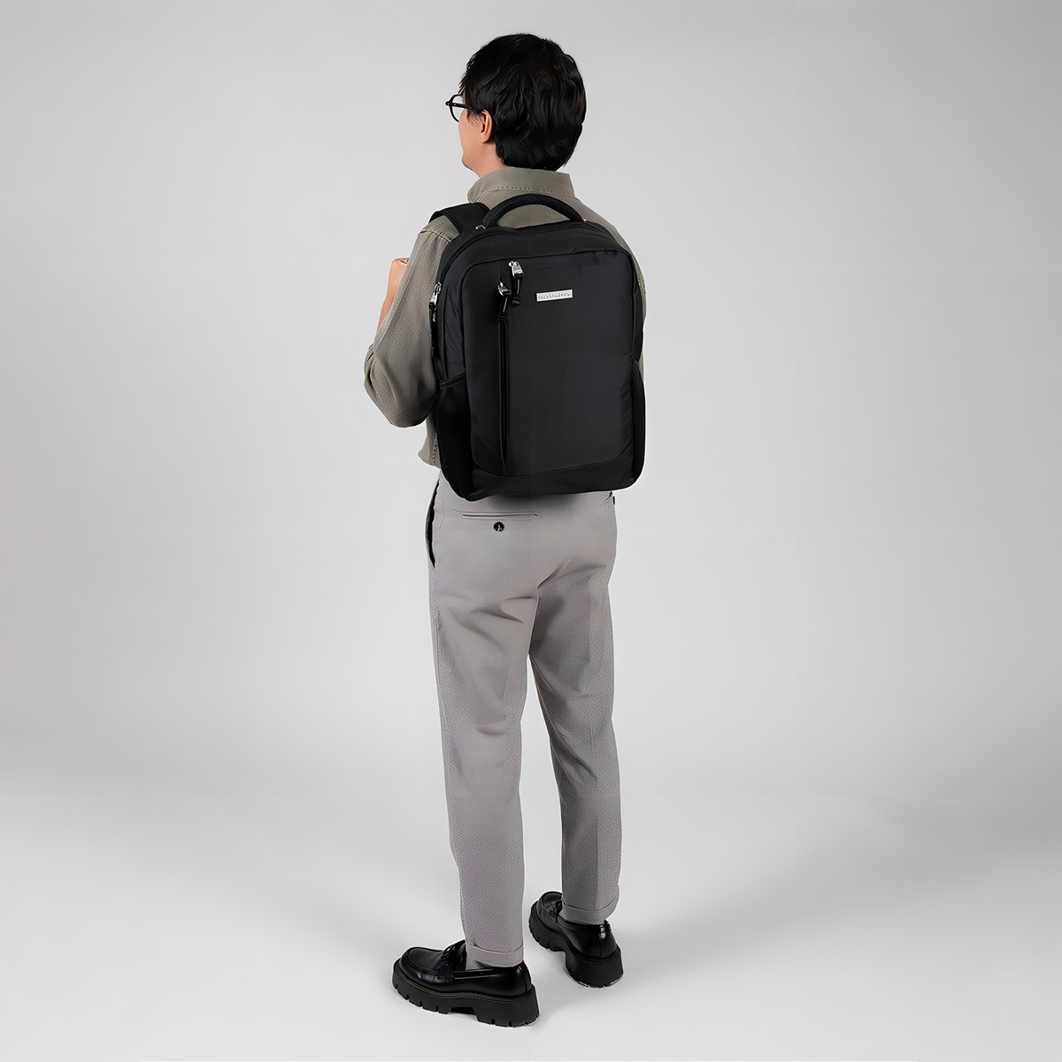 Mochila Grande Chenson Pro Evan Negro Porta Laptop Diseño De La Tela Liso - vista 2