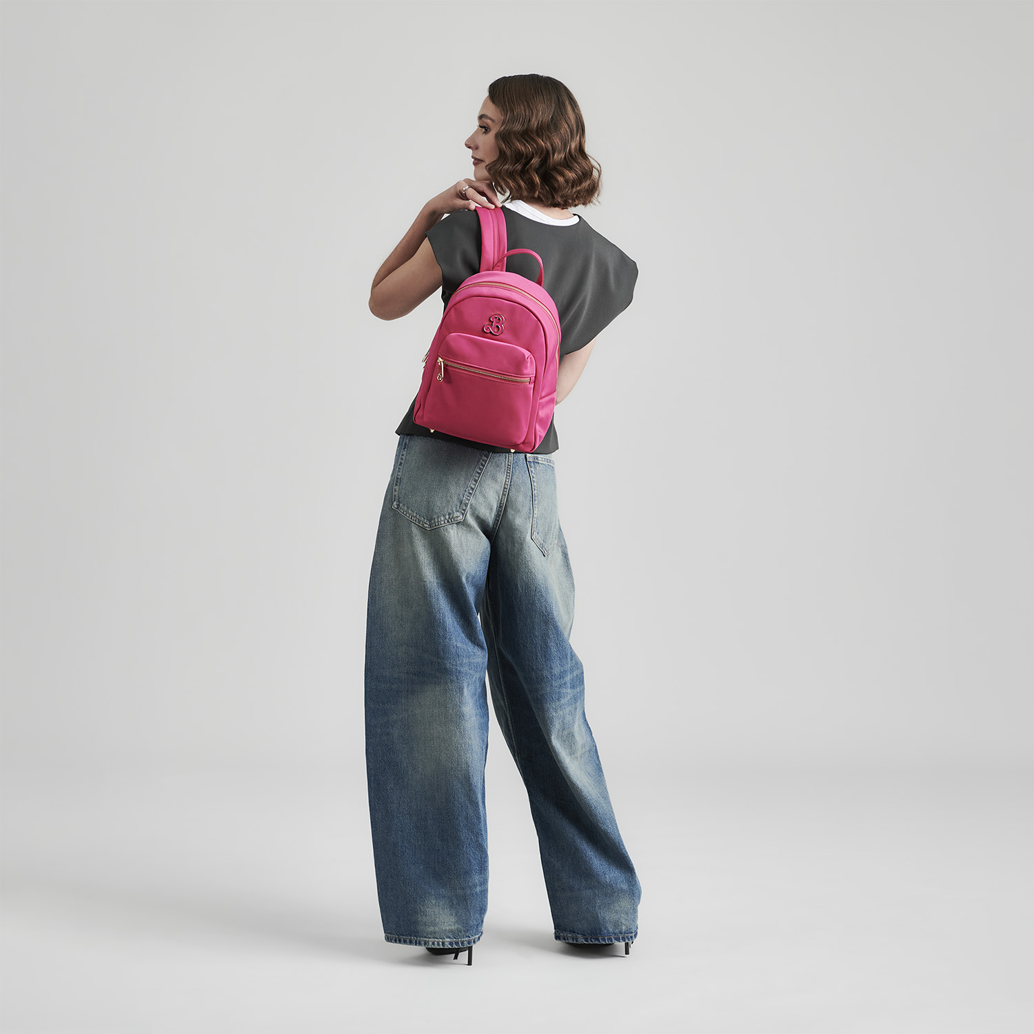 Mochila para mujer casual Barbie by Chenson Rosa con amplio compartimento - vista 2